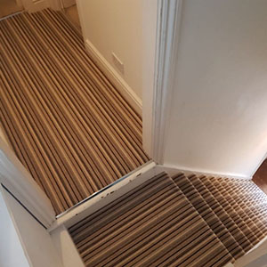 carpet-on-landing-and-staircase
